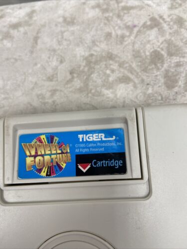 Tiger Wheel Of Fortune Vintage Electronic Handheld Game with Cartridge WORKING - Image 9