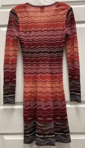 MISSONI Gradient Wavy Striped Red/Orange/Blk/Wht Sheath Dress Size 38 or 2 - Image 4