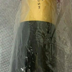 New AVON All Over Makeup Brush Luxurious Sweep