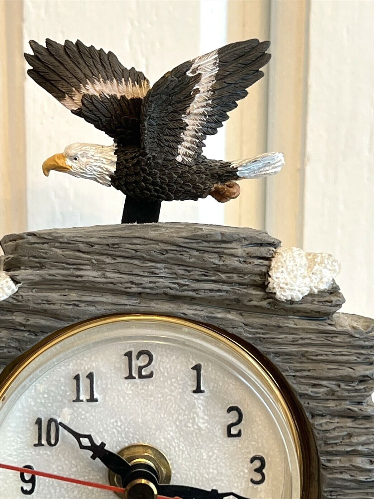 Family of Wolves on Rocks Statue Figurine Clock Native American Moving Eagles - Image 2