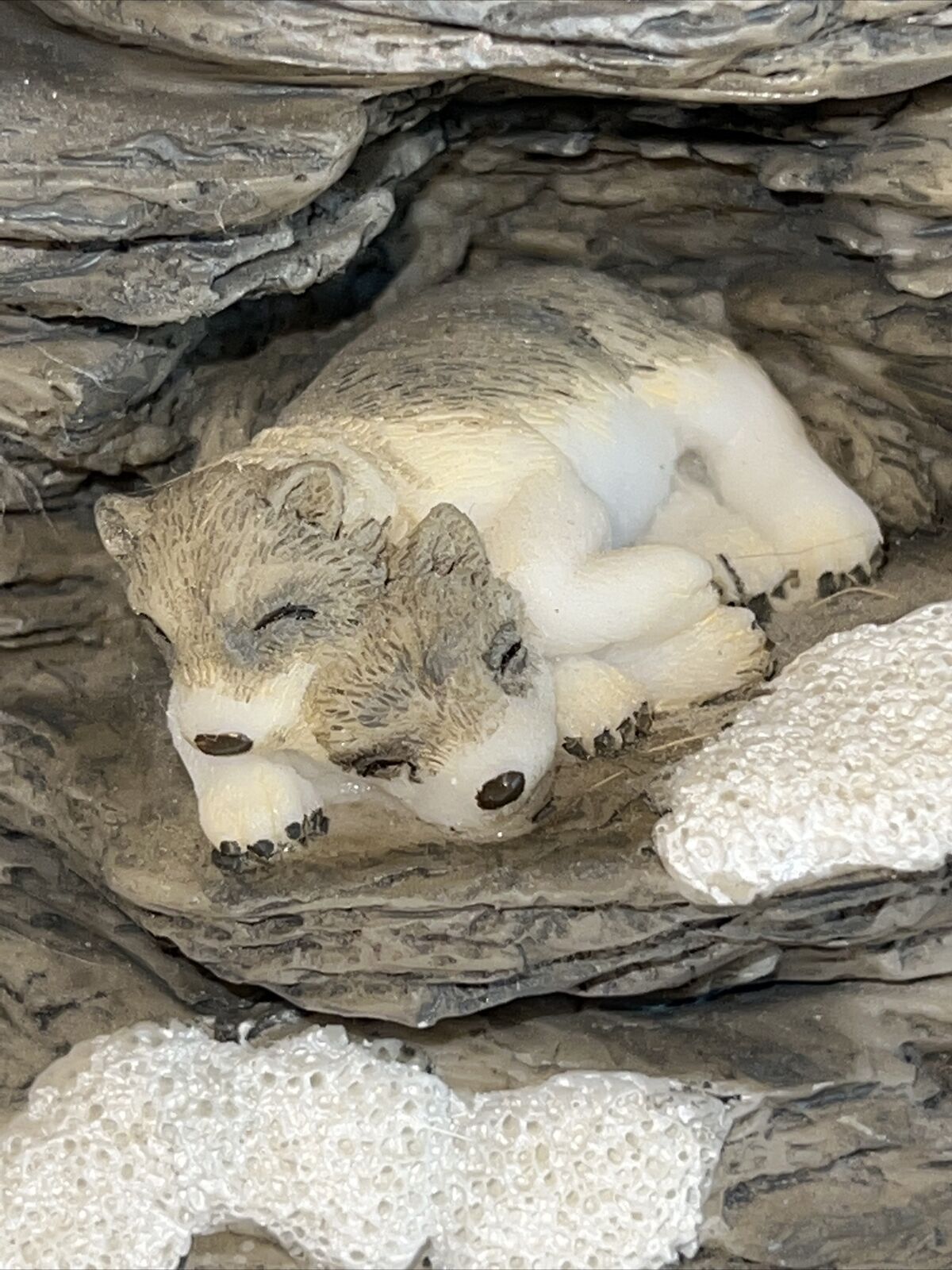 Family of Wolves on Rocks Statue Figurine Clock Native American Moving Eagles - Image 4