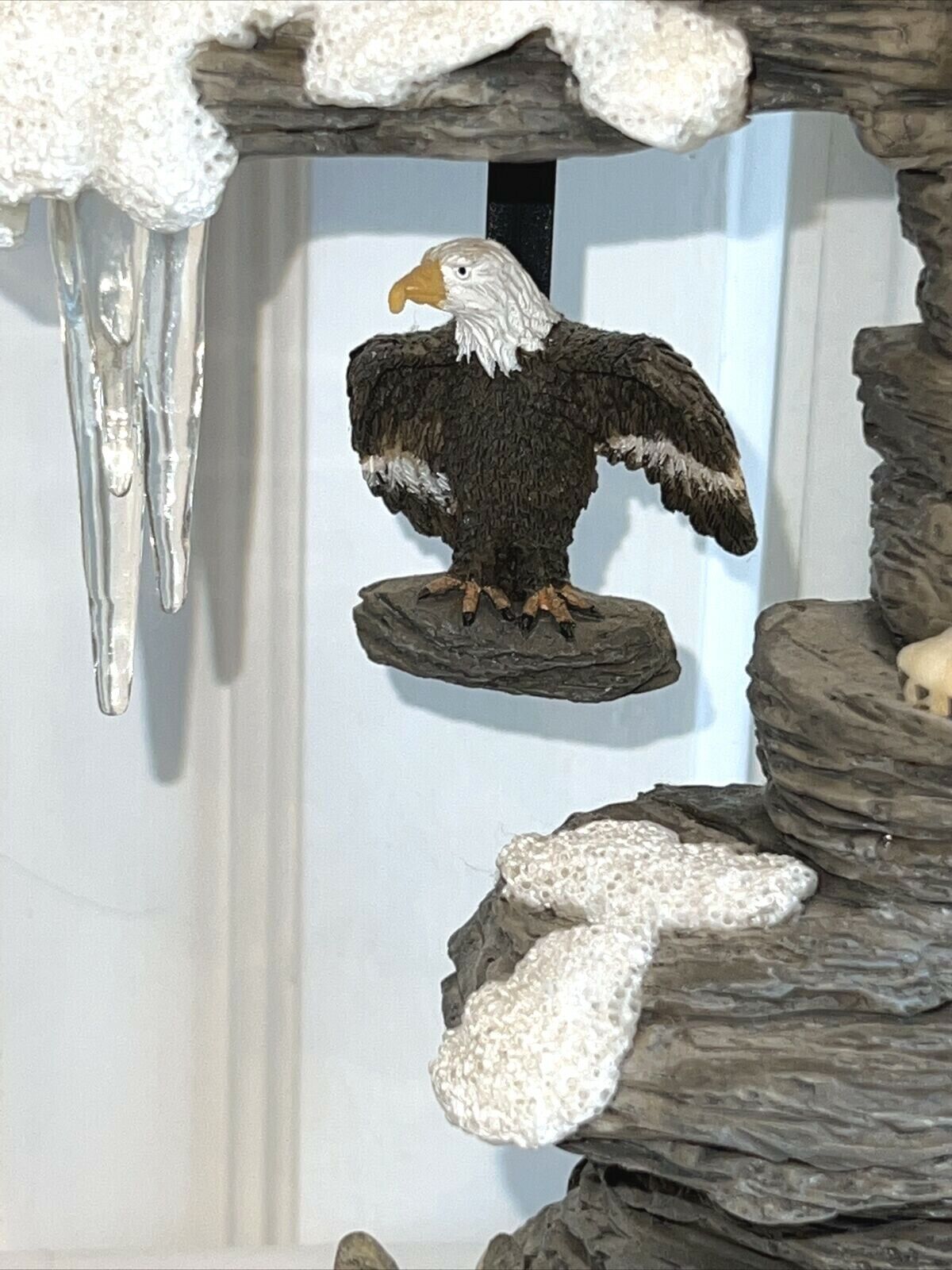 Family of Wolves on Rocks Statue Figurine Clock Native American Moving Eagles - Image 6