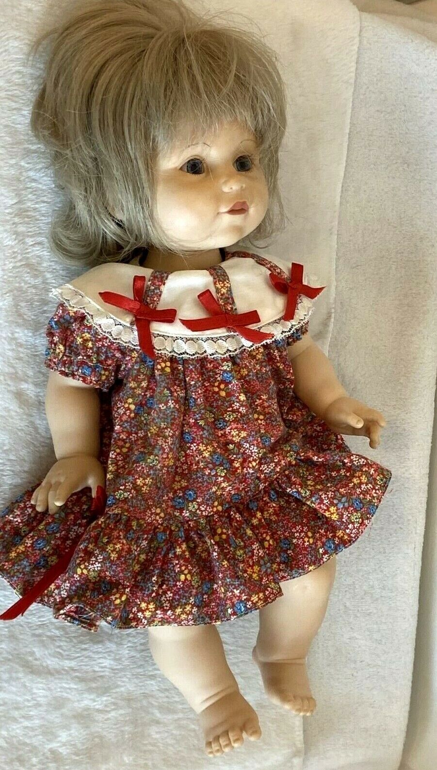 Vintage 1995 *Baby So Beautiful* 15”/Vinyl/Playmates/ Excellent Condition!! - Image 8