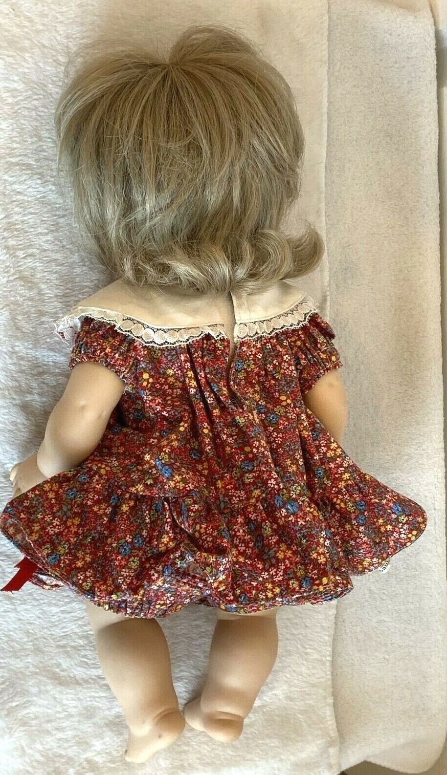 Vintage 1995 *Baby So Beautiful* 15”/Vinyl/Playmates/ Excellent Condition!! - Image 9