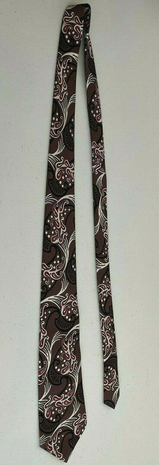 Polo by Ralph Lauren Brown Silk Men's Neck Tie W: 3 3/4" by L: 58 " made in USA - Image 3