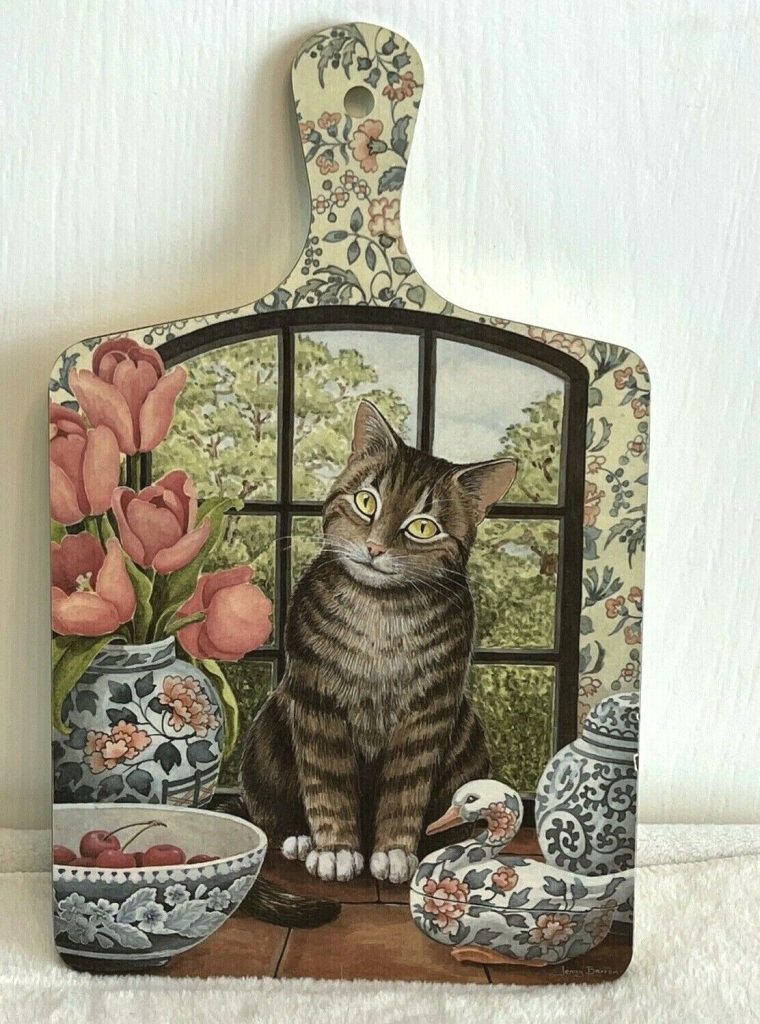WILSCOMBE COLLECTIBLE MELAMINE TABBY CAT CUTTING BOARD BY JENNY BARRON Main Image