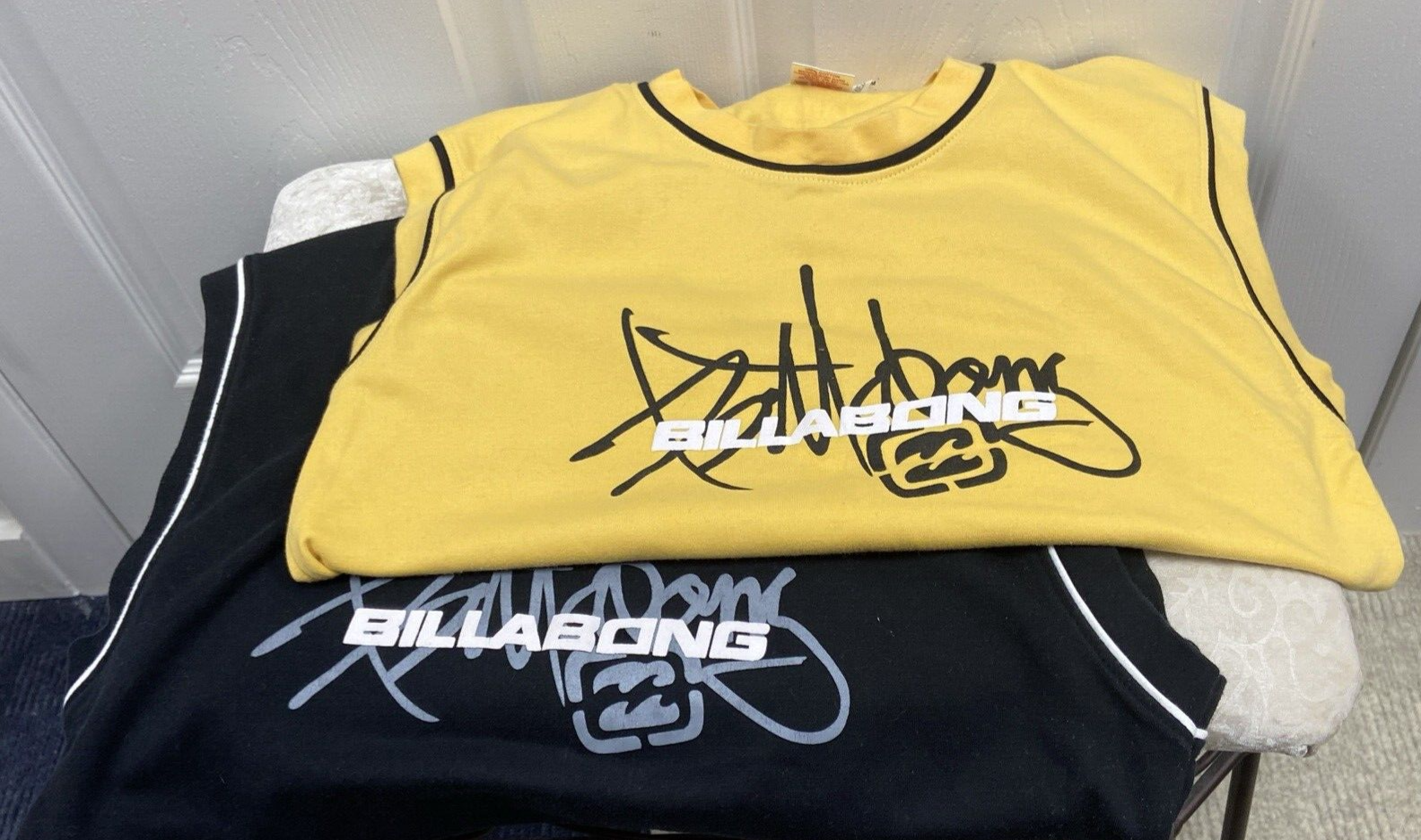 Vintage Lot of 2 Billabong Mens XL Yellow and Black Sleeveless Workout Tank Tops - Image 5