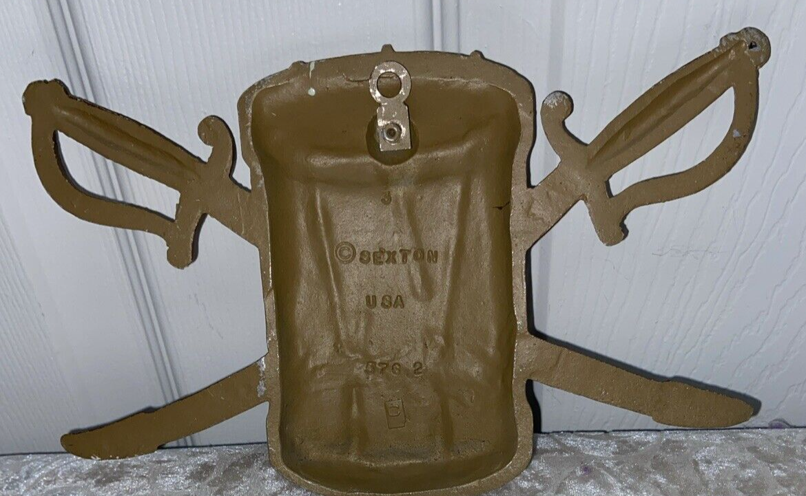 Vintage Sexton USA #576 Metal Drum & Sword with Eagle Wall Decoration - Image 8
