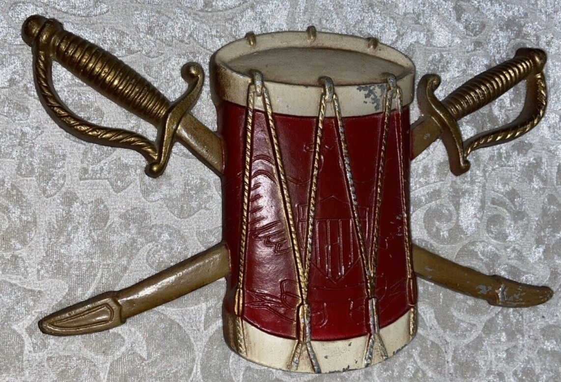 Vintage Sexton USA #576 Metal Drum & Sword with Eagle Wall Decoration - Image 10