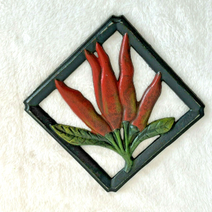 PreOwned Metal Trivet Red Chili Peppers with Black Metal Decorative 6" x 6"