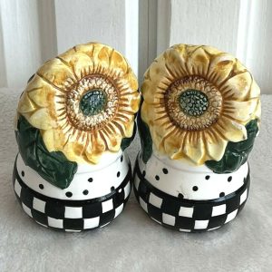 Vintage Colorful Ceramic Sunflower Salt and Pepper Shaker Set