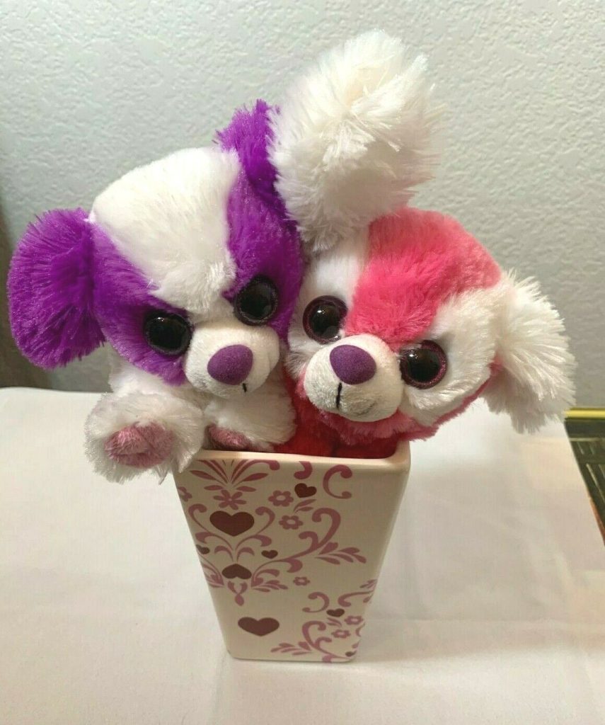 Wild Republic-Switch A Rooz-Reversible Plush-Puppy Dogs Hugs & Kisses W/ Vase Main Image