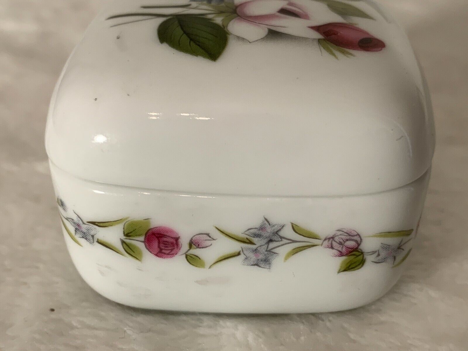 Vintage Otagiri Japan Ceramic Trinket Box Rose Bouquet Jewelry Box - Image 5