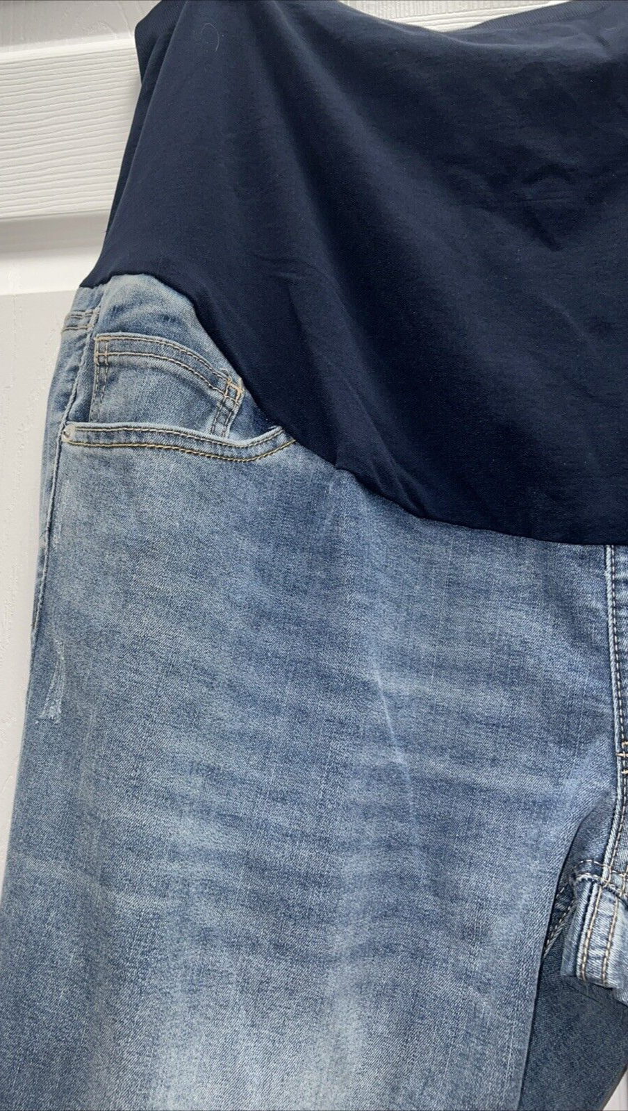 Time And Tru Distressed Maternity Jeans 5 Pocket Size XXL 20 New - Image 3