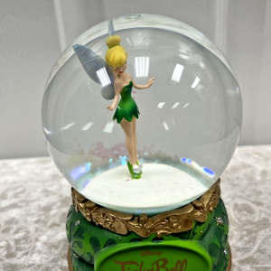 Disney Showcase Collection TinkerBell Snowglobe 4060213