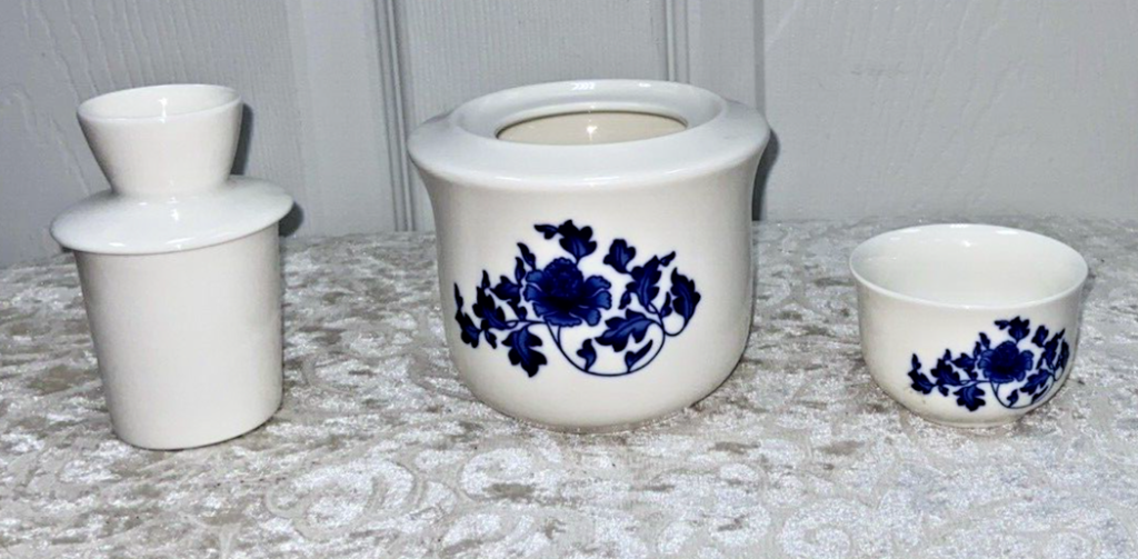 Vintage Chinatime Sake Set, 3 pieces Main Image