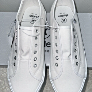Hurley Women's CHLOE  No Laces Slip-On Canvas Sneaker Shoes White, Black Sz 8.5M