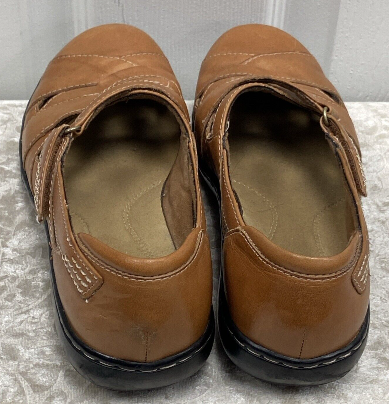 Clarks Women's Size 7M Sonoma Lt Brown Leather Loafers Shoes - Image 3
