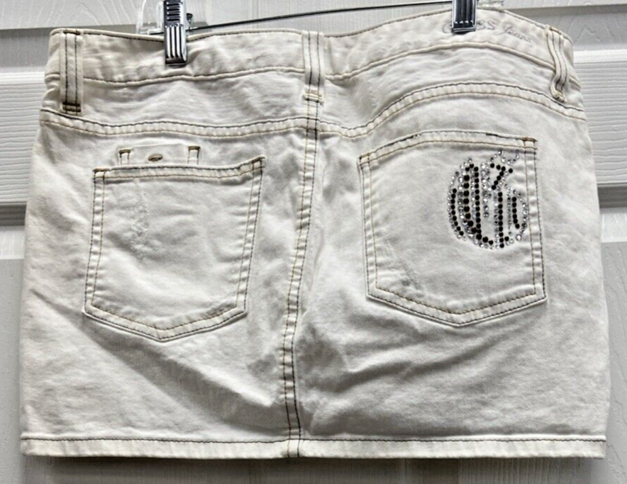 Guess Jeans Women's Size 30 Ivory Mini Jean Skirt - Image 3